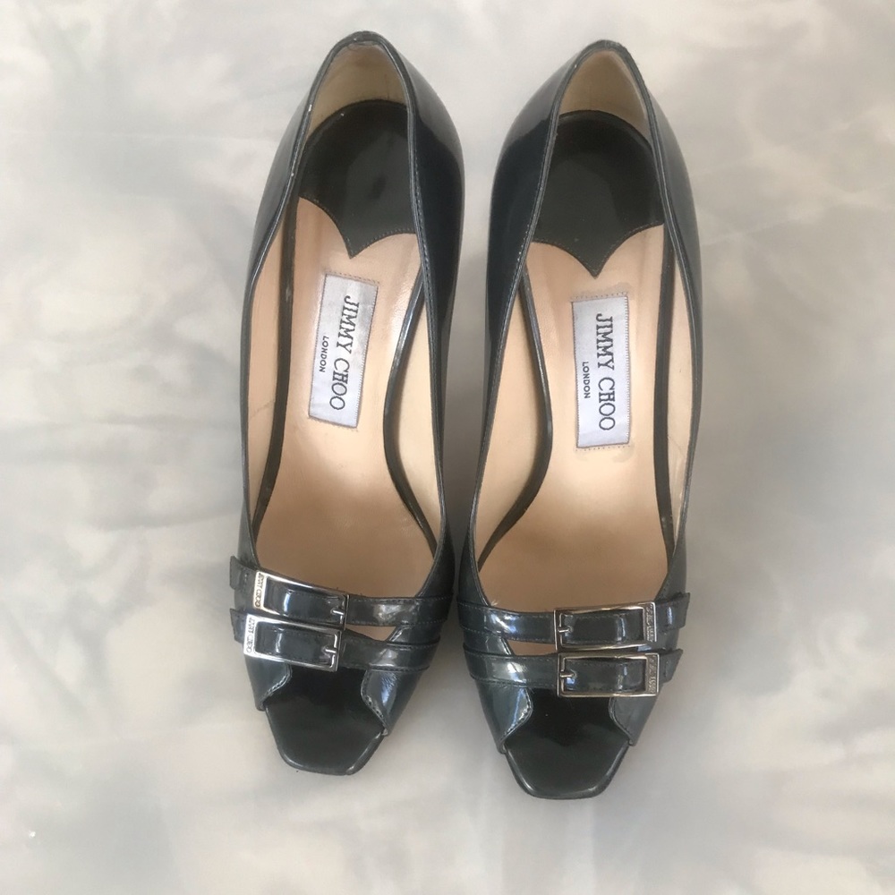 Shoes - Picture 4 of 8